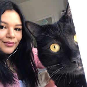 Meet your Posher, Sierra